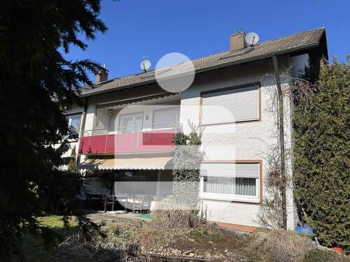 Titelbild - Doppelhaus in Heroldsberg...Viel Platz in guter Wohnlage