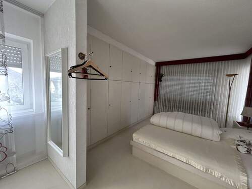 Schlafzimmer - Doppelhaushälfte mit 152,00 m&sup2; in Heroldsberg zum Kaufen