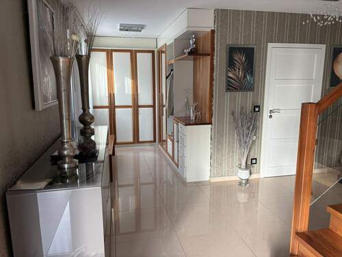 26 WhatsApp Image 2026-01-06 at 15.32.36 (3).jpeg - 