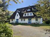 Hausansicht - Ruhige Ferienwohnung am Ostseedeich