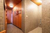 Sauna mit Dusche im UG - 