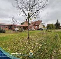 Großer Hof mit einem Ein- und Zweifamilienhaus - Hämerten