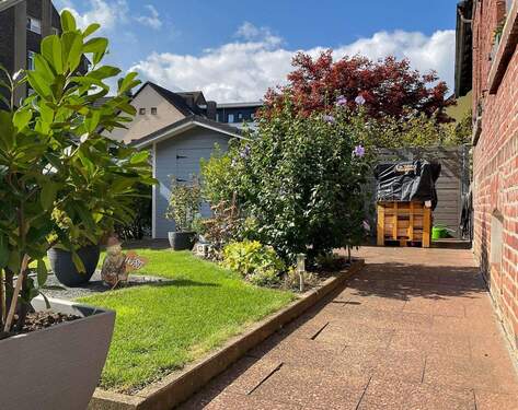 Garten - 4 Zimmer Mehrfamilienhaus, Wohnhaus zum Kaufen in Bochum