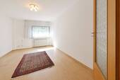 wohnlicher Raum 1 im Unteregschoss - 