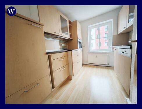 Küche - Mein neues Zuhause!! Stadtnahe 2 Zimmer-Wohnung mit Einbauküche + Tageslichtbad mit Wanne