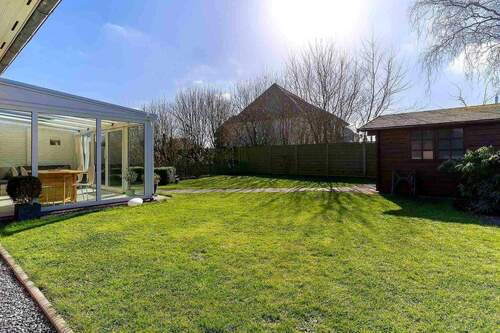 Garten inkl. Gartenhaus - 