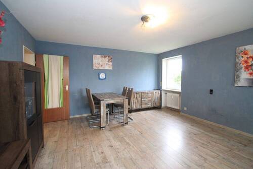 Wohnzimmer - 3 Zimmer Etagenwohnung zum Kaufen in Krumbach