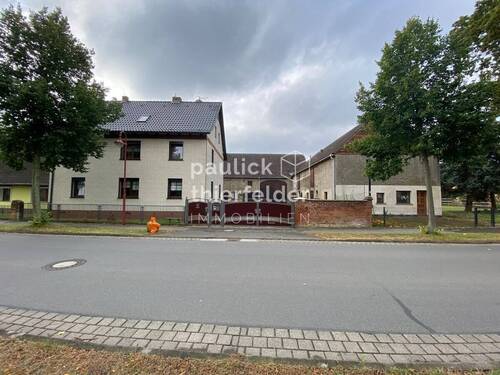 1 - Ehemaliger Dreiseithof mit großem Gutshaus in gutem Zustand