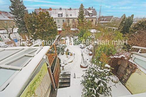 Blick auf das Grundstück im Winter - 