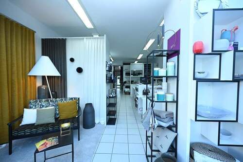 Erdgeschoss ca. 100 m² - 