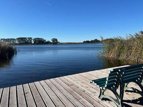 See - Ruhig gelegener Ferienbungalow mit Seenähe in Bülower Burg