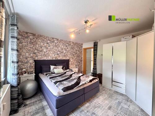 Schlafzimmer EG - 
