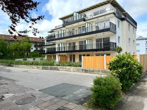 Rückansicht - *** Provisionsfrei *** Traumhafte 2-Zimmer-Gartenwohnung mit herrlicher Süd-Terrasse in Traunstein