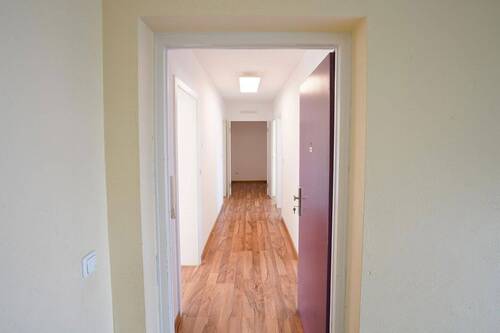 Flur - 3 Zimmer Etagenwohnung in Fürstenfeldbruck