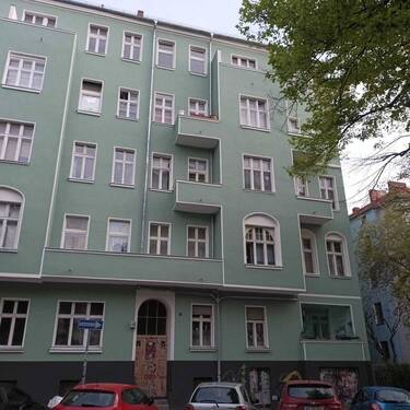 Fassade - 3-Zi. Altbauwohnung mit Süd-Loggia und optimalem Grundriss im Herzen Neuköllns - vermietet!