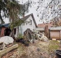 Erbbaurecht mit einer sanierungsbedürftigen Doppelhaushälfte - Hamburg Langenhorn