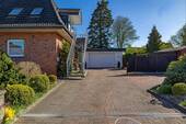 Zufahrt zum Grundstück - 7 Zimmer Mehrfamilienhaus, Wohnhaus in Büdelsdorf