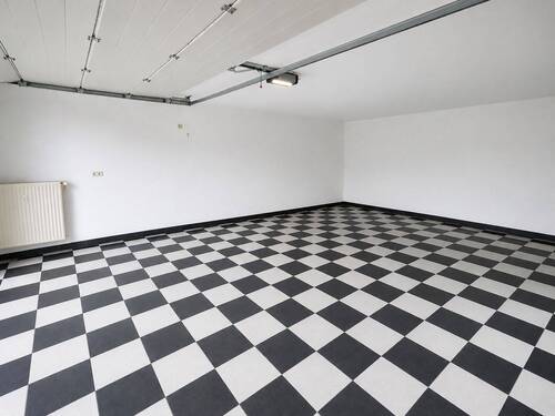 Garage - 