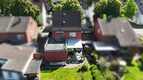 Rückansicht (Drohne) - 