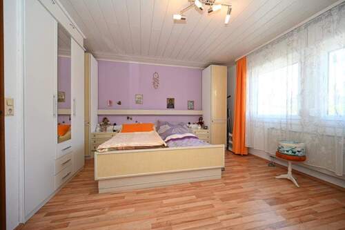 Großzügiges Eltern-Schlafen - 