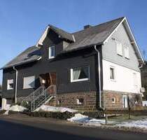 Freistehendes Einfamilienhaus mit viel Raum für Ihre Ideen in Bad Laasphe - Ortsteil