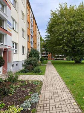 Hausansicht - 2 Zimmer Etagenwohnung zum Kaufen in Gera