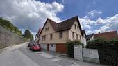 Hausansicht von der Straße - 