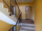 ... zur Wohnung - 