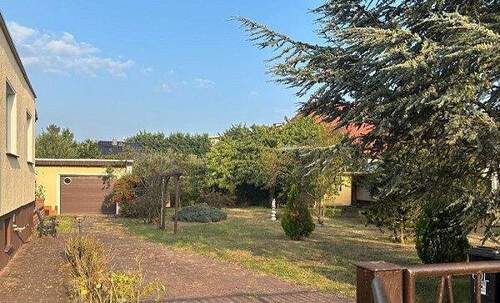 Bauland - Einfamilienhaus mit 92,00 m² in Magdeburg zum Kaufen