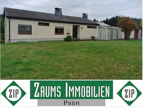 Bild1 - Einfamilienhaus mit 2 Wintergärten in Zentraler Ortslage mit 2 Garagen mit Unterbau und Weitsicht