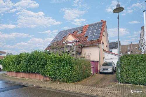 Ansicht Auffahrt - 8 Zimmer Einfamilienhaus in Vörstetten