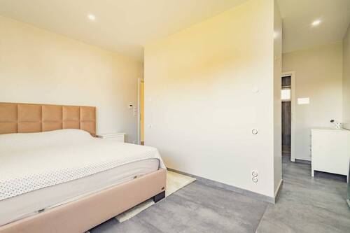 ...ins Elternschlafzimmer mit... - 