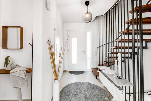 Diele EG (1) - Reihenendhaus mit 137,00 m&sup2; in Lippstadt zum Kaufen