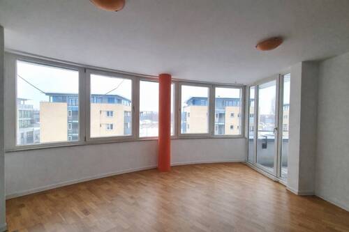 Wohnzimmer Leer - Etagenwohnung mit 59,00 m&sup2; in Berlin zum Kaufen