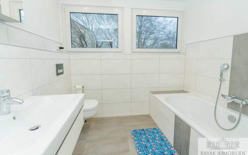 Wannenbad 1.OG - 