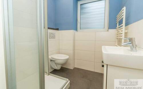 Duschbad EG - Reihenmittelhaus mit 122,70 m&sup2; in Düsseldorf Garath zum Kaufen