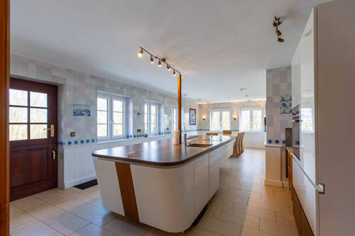 Küche mit Essplatz - 