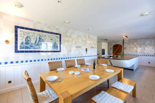 Küche mit Essplatz - 