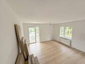 Bild 1 - Sehr schöne, helle 2 Zi-Whg mit großem Süd - Balkon, AA und EBK in Möckmühl - Ruchsen