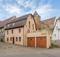 **Charmantes EFH mit Dachterrasse, Doppelgarage und historischem Flair - kernsaniert im Jahr 2003** - Ötisheim