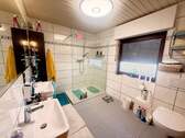 Bad im EG - Bungalow mit 177,00 m&sup2; in Waldbrunn zum Kaufen