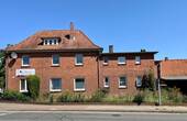 Seitenansicht 1 - Mehrfamilienhaus, Wohnhaus zum Kaufen in Brietlingen