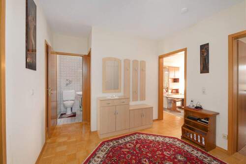 Diele und separates WC - 