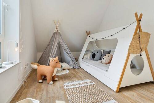 Kinderzimmer 2 Bild 1 - 