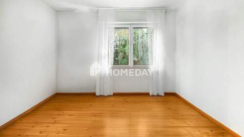 Wohnzimmer 1-1 - 2 Zimmer Etagenwohnung in Berlin