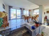 Empore - 