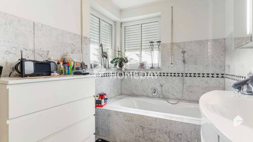 1. OG Badezimmer 1 - 