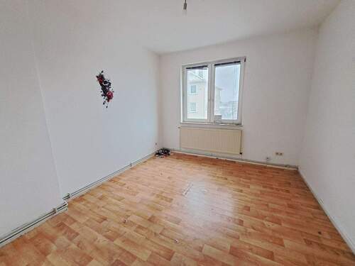 Wohnzimmer - 2 Zimmer Etagenwohnung zur Miete in Bremerhaven