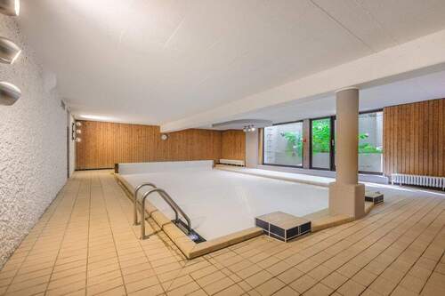 Schwimmbad - 