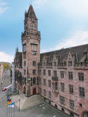 Rathaus Saarbrücken - 4 Zimmer Etagenwohnung zum Kaufen in Saarbrücken / Sankt Johann